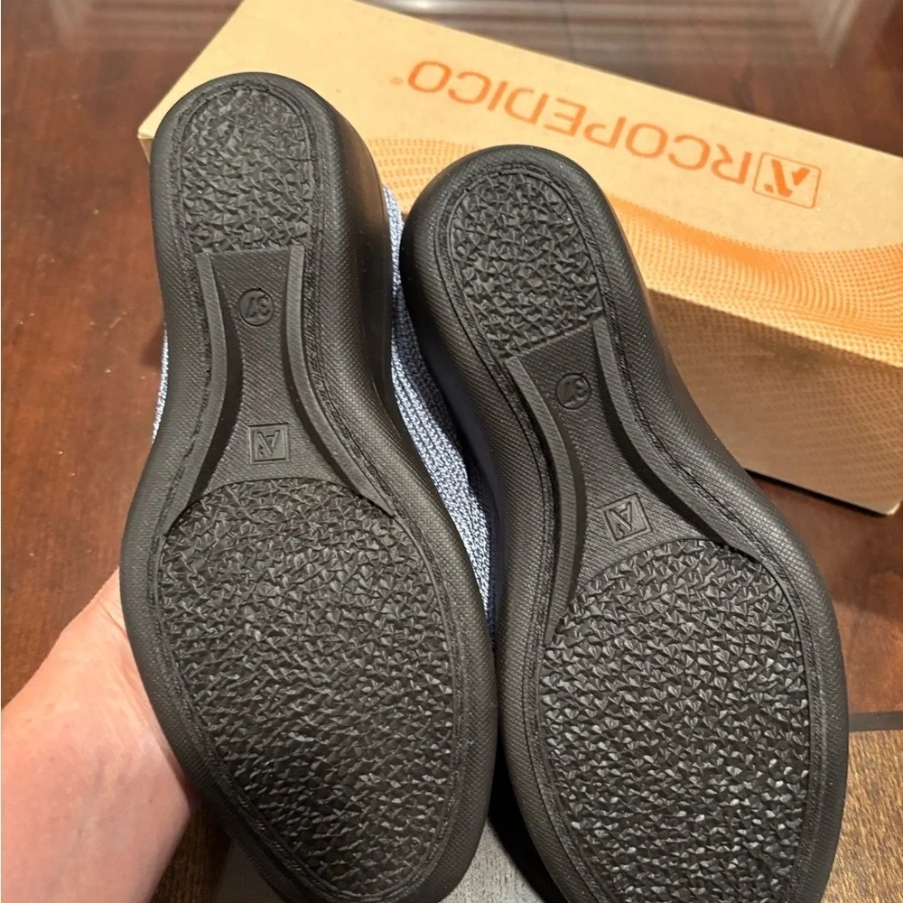 Arcopedico stylish comfortable
